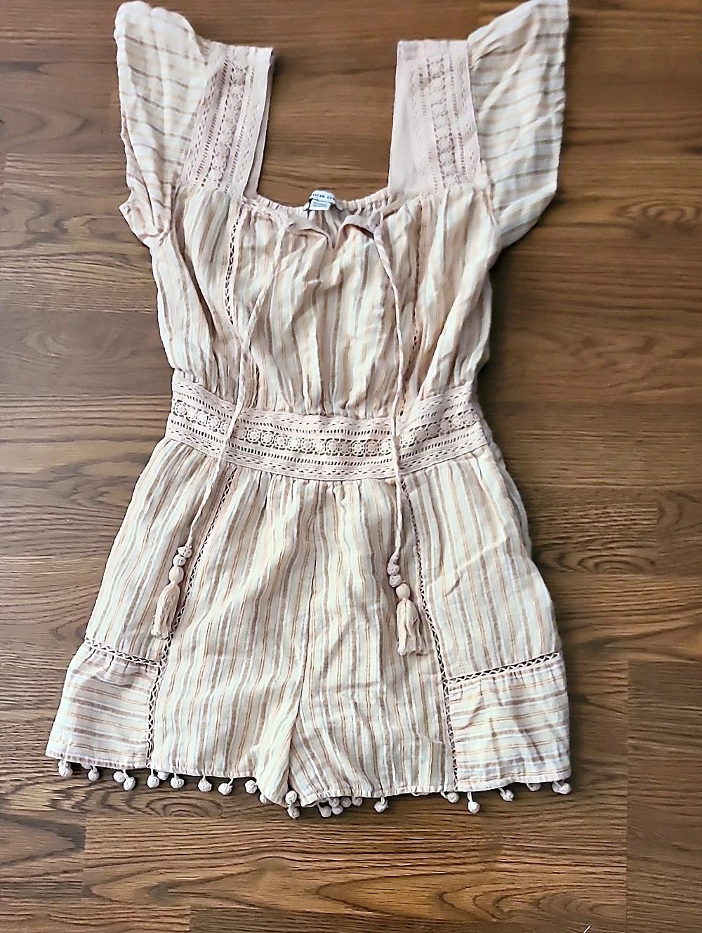American Eagle Outfitters Striped Pom-Pom Romper in Cream & Brown Size XS